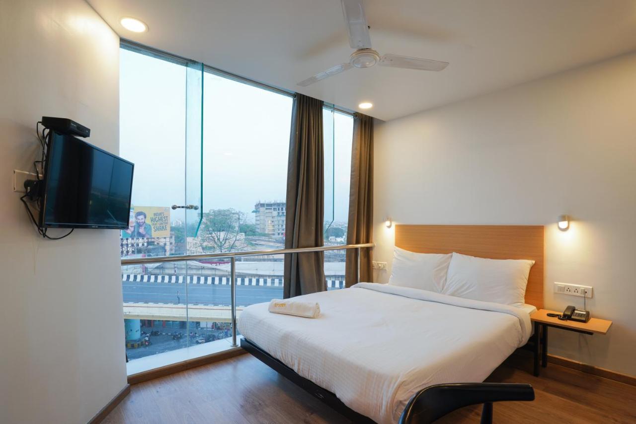 Uptown Hotel Nagpur Zewnętrze zdjęcie